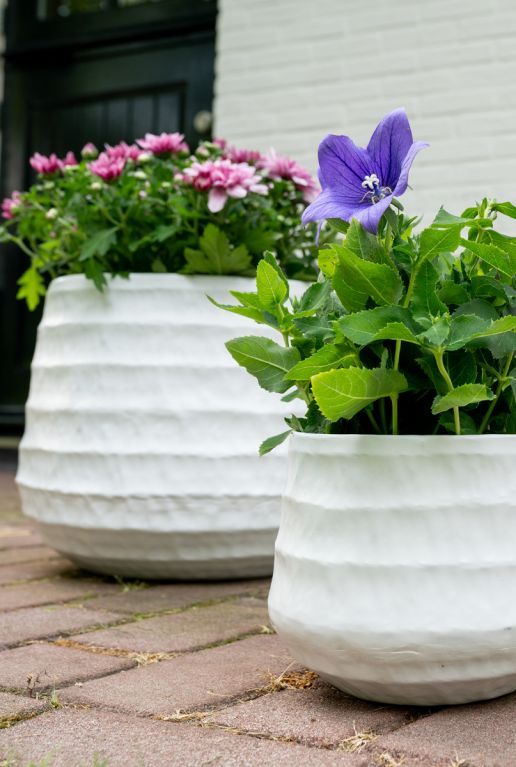 Petra wit bloempot binnen en buiten